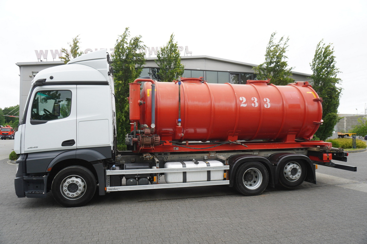 MERCEDES-BENZ Actros 2545 6 × 2 MP5 / NEW septic barrel 13000 L - Gödseltunna: bild 2 MERCEDES-BENZ Actros 2545 6 × 2 MP5 / NEW septic barrel 13000 L - Gödseltunna: bild 2