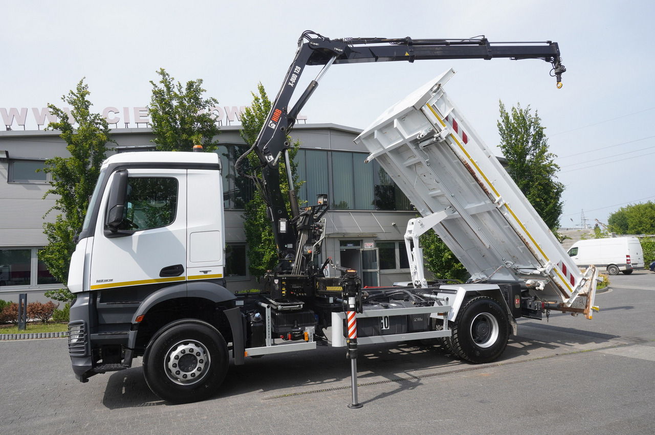 MERCEDES-BENZ Arocs 1833 / 87,000 km!!! / Hds HIAB X-DUO 128 B-2 / three-sided tipper - Kranbil, Kranbil: bild 4 MERCEDES-BENZ Arocs 1833 / 87,000 km!!! / Hds HIAB X-DUO 128 B-2 / three-sided tipper - Kranbil, Kranbil: bild 4