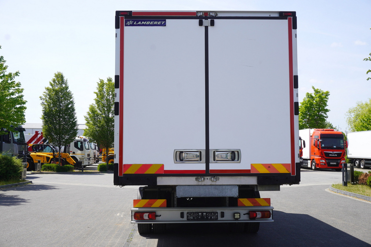 MERCEDES-BENZ Atego 1223 / Lamberet Refrigerator / Full ADR / Sleeper cab / 175 tho. km - Kylbil lastbil: bild 4 MERCEDES-BENZ Atego 1223 / Lamberet Refrigerator / Full ADR / Sleeper cab / 175 tho. km - Kylbil lastbil: bild 4