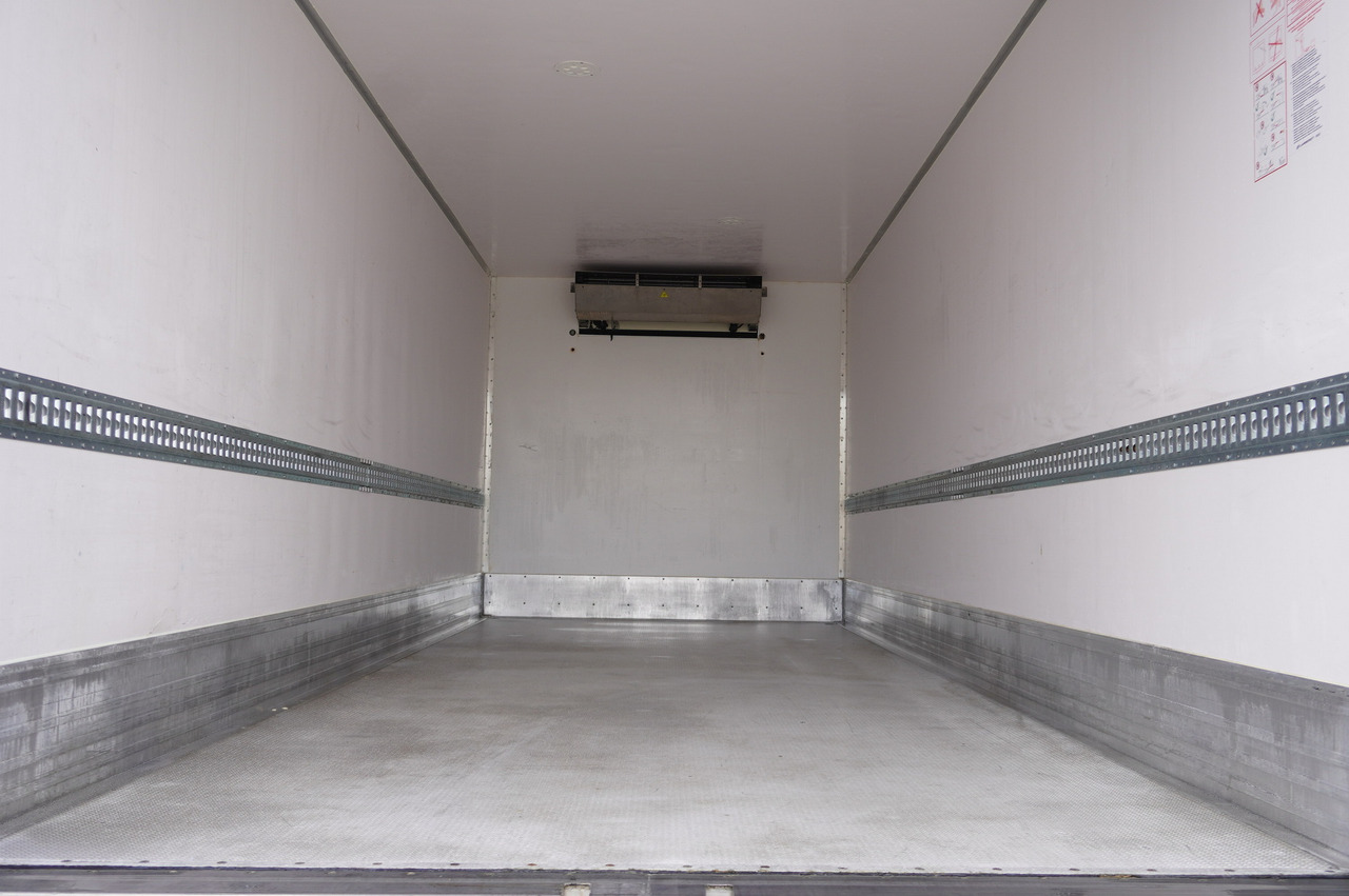 Kylbil lastbil MERCEDES-BENZ Atego 1530 E6 Lamberet refrigerated truck 17 pallets / load capacity 7t: bild 13