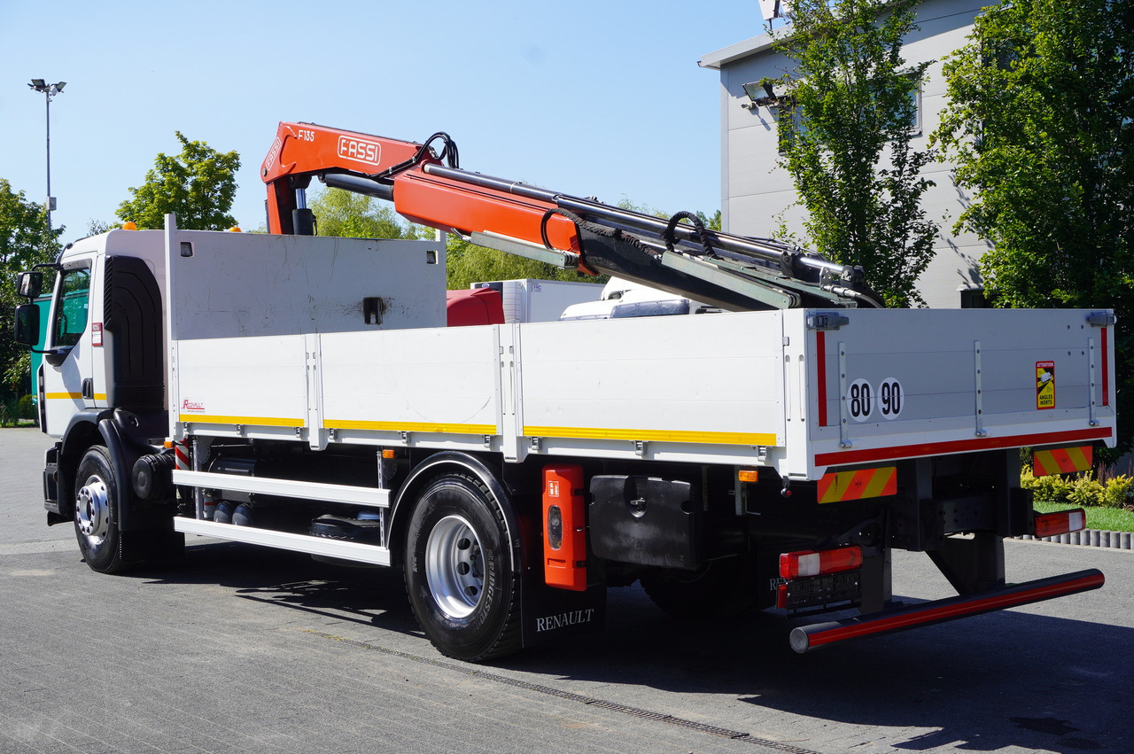 RENAULT C280 DTI 8 / FASSI crane 5.6 T / range 8 m / Flatbed 15 EPAL - Flakbil, Kranbil: bild 2 RENAULT C280 DTI 8 / FASSI crane 5.6 T / range 8 m / Flatbed 15 EPAL - Flakbil, Kranbil: bild 2