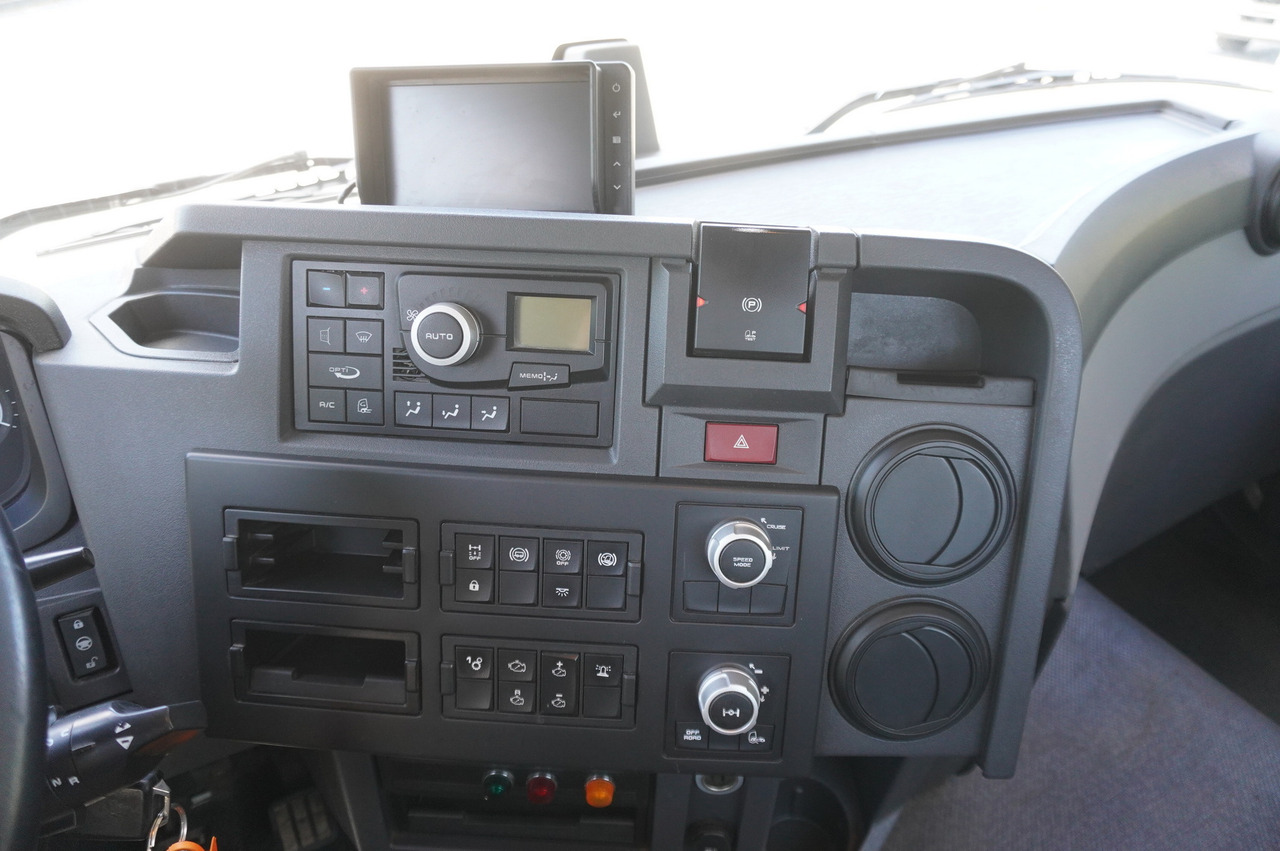 Flakbil, Kranbil RENAULT C380 Comfort 6x4 / Atlas 6.1 T crane / range 12.3 m: bild 15