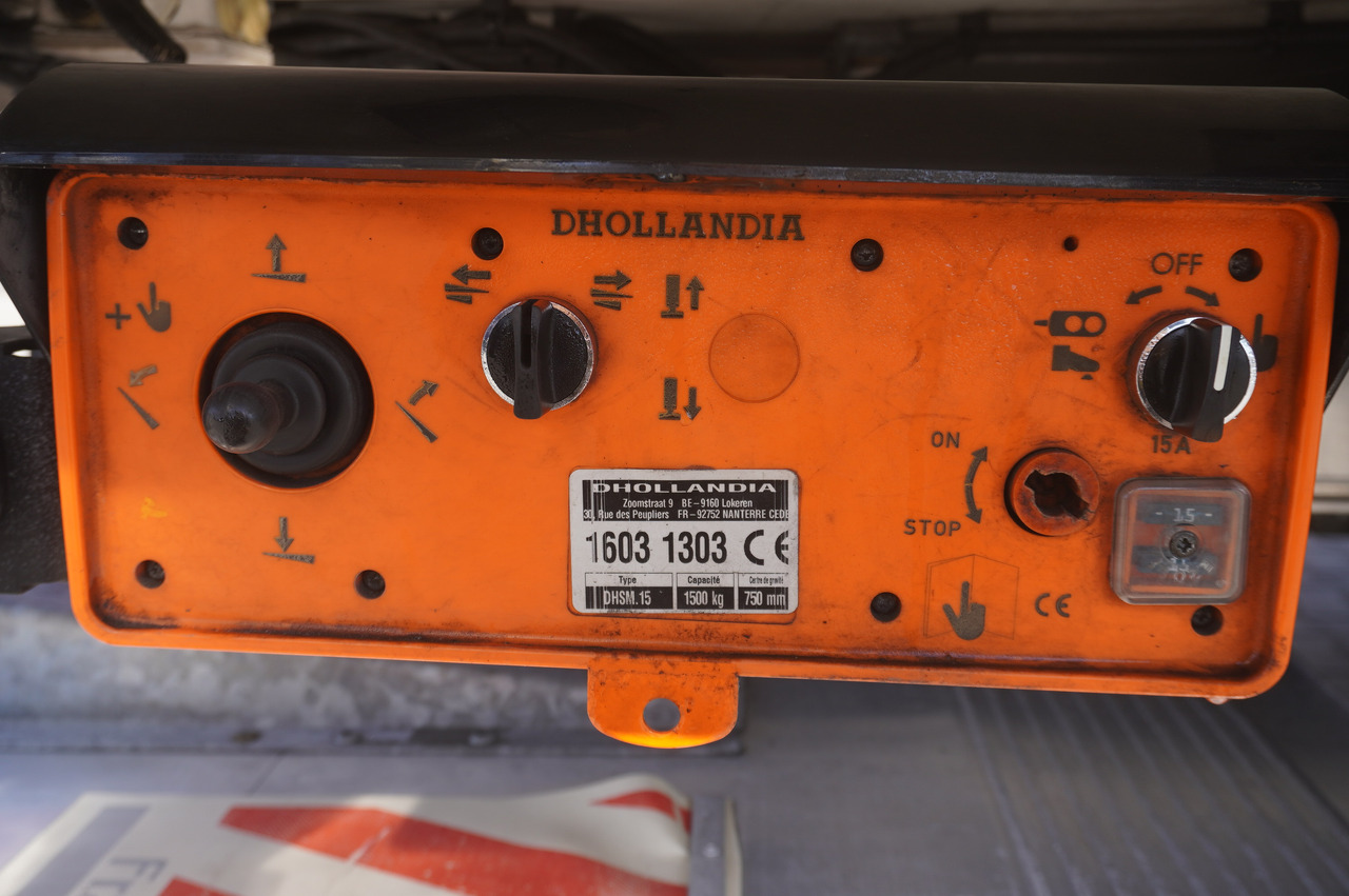 Kylbil lastbil RENAULT D12 / Lamberet refrigerated truck / Dhollandia tail lift 1500 kg / 130 thousand km !!: bild 6