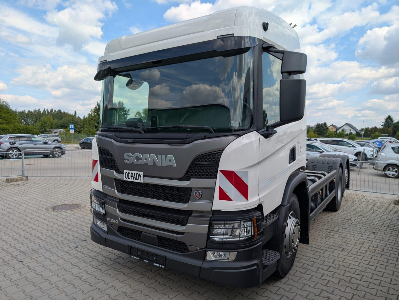 SCANIA P 340 B6x2*4NA / chassis frame / steering axle / CNG / large cab / 8 units - Sopbil: bild 2 SCANIA P 340 B6x2*4NA / chassis frame / steering axle / CNG / large cab / 8 units - Sopbil: bild 2