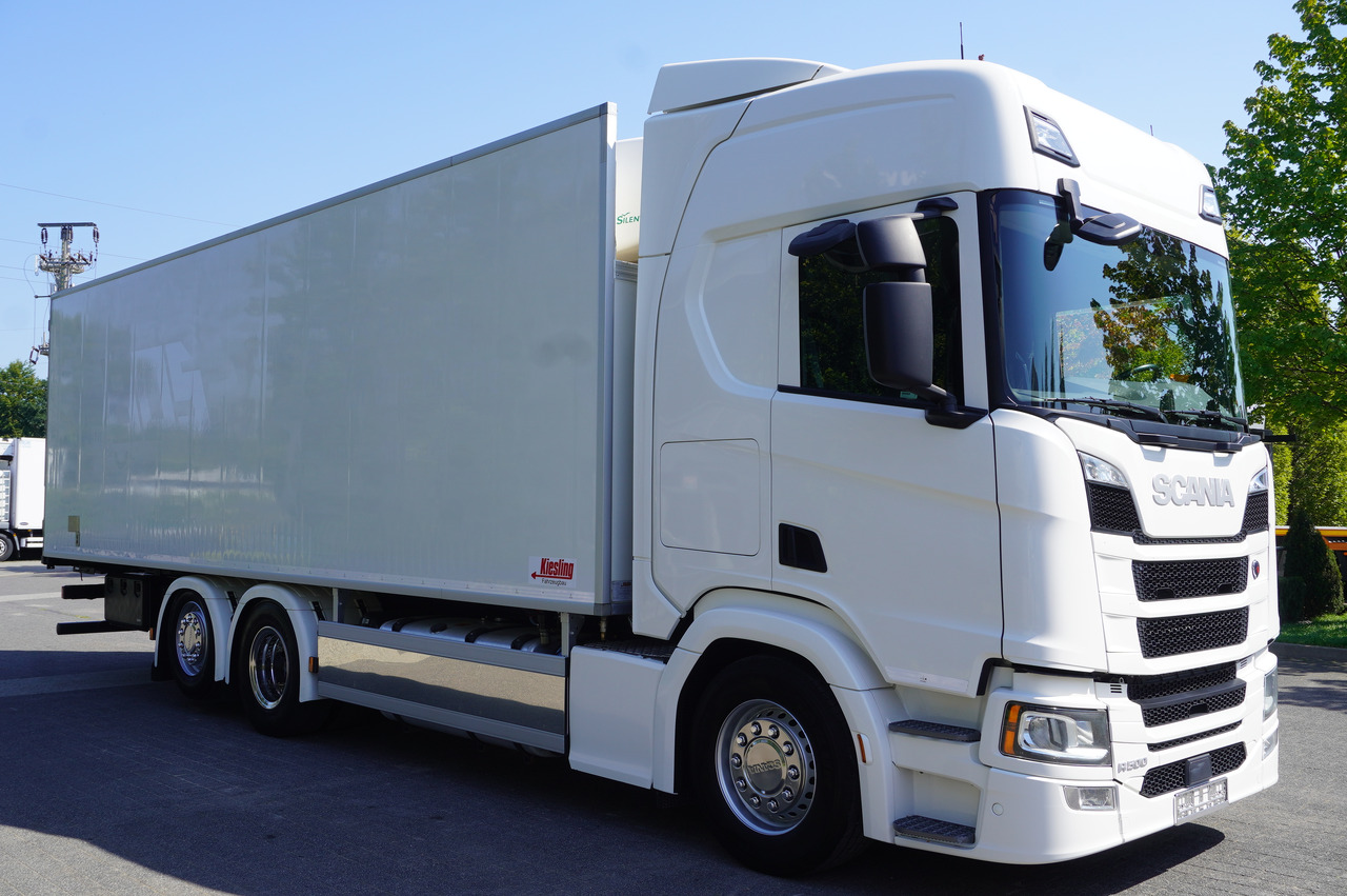 SCANIA R500 Hook-Up Refrigerated Truck KIESLING 20 EPAL / Carrier Supra 1250 Silent - Kylbil lastbil: bild 5 SCANIA R500 Hook-Up Refrigerated Truck KIESLING 20 EPAL / Carrier Supra 1250 Silent - Kylbil lastbil: bild 5