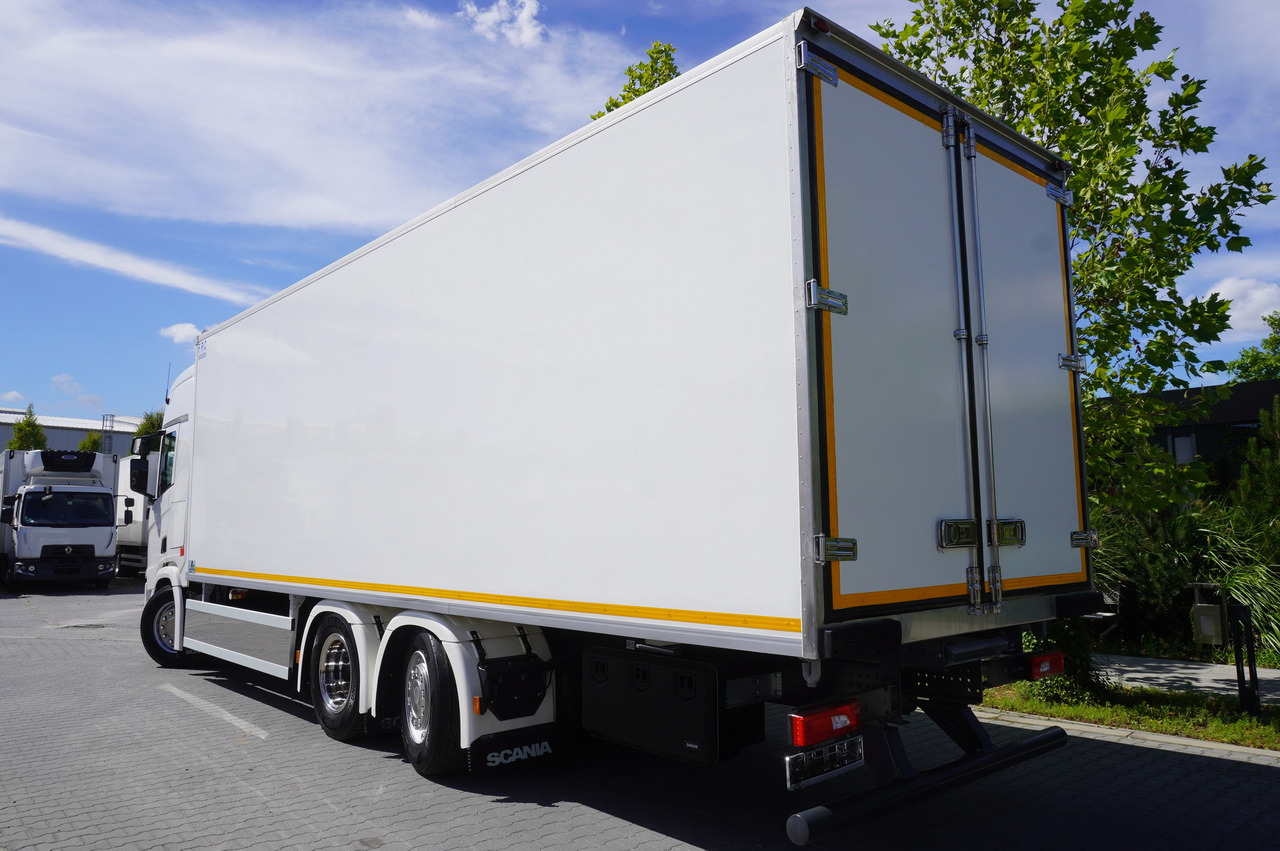 SCANIA R500 / Lecapitaine refrigerator 20 EPAL / Carrier Supra 950 / Steered 3rd axle - Kylbil lastbil: bild 3 SCANIA R500 / Lecapitaine refrigerator 20 EPAL / Carrier Supra 950 / Steered 3rd axle - Kylbil lastbil: bild 3