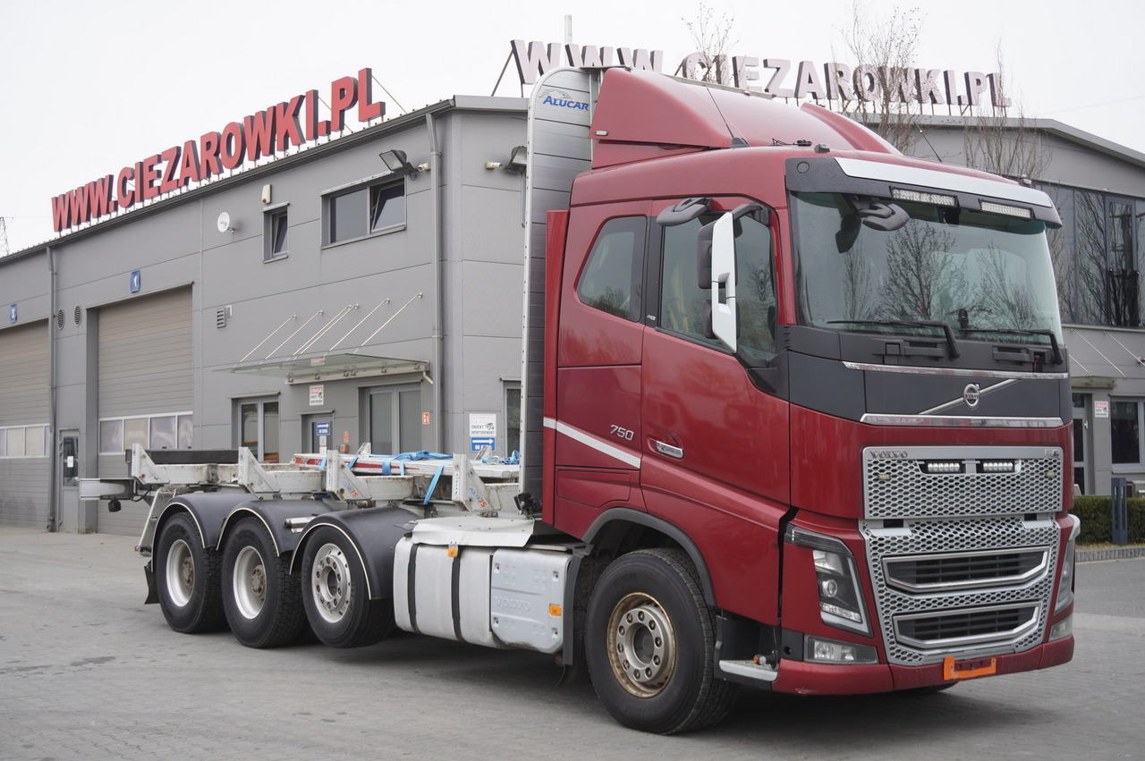 VOLVO FH16 750 / Frame 8 m / 750 HP! / 2021 / stanchion superstructure - Timmerbil: bild 2 VOLVO FH16 750 / Frame 8 m / 750 HP! / 2021 / stanchion superstructure - Timmerbil: bild 2