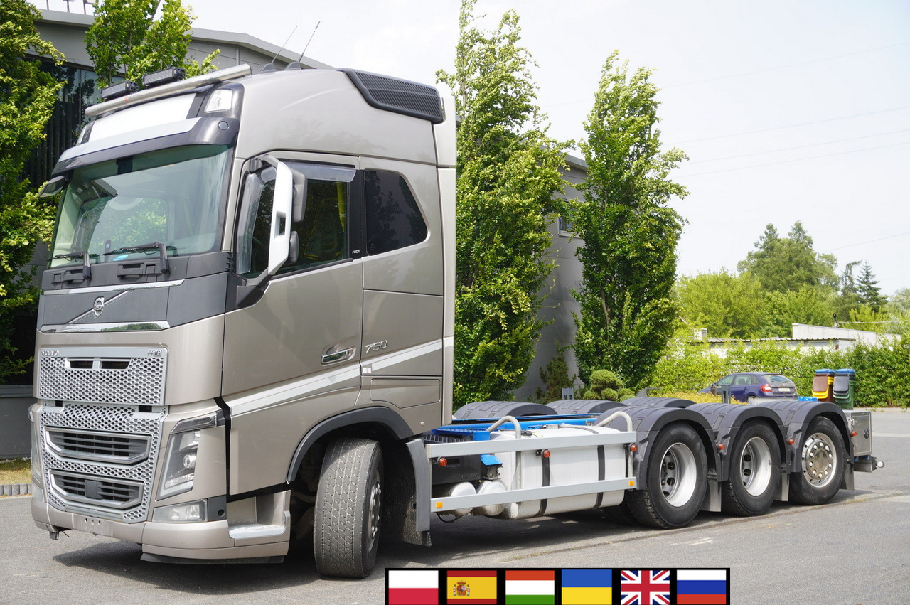 VOLVO Volvo FH16 750 8x4x4 / 750 HP! / Frame 685 cm / Steered 4th axle - Chassi lastbil: bild 1 VOLVO Volvo FH16 750 8x4x4 / 750 HP! / Frame 685 cm / Steered 4th axle - Chassi lastbil: bild 1