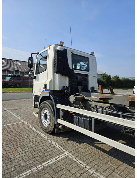 DAF CF 85 360 Manual 10 Tyres - Chassi lastbil: bild 5 DAF CF 85 360 Manual 10 Tyres - Chassi lastbil: bild 5