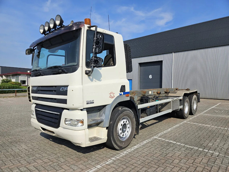 DAF CF 85 360 Manual 10 Tyres - Chassi lastbil: bild 1 DAF CF 85 360 Manual 10 Tyres - Chassi lastbil: bild 1