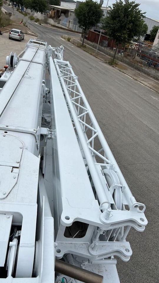 Mobilkran Liebherr LTM 1090 4.1: bild 9