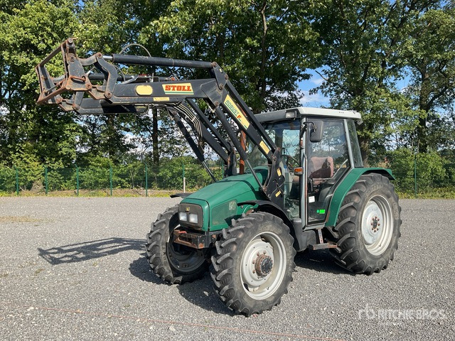 1998 Massey Ferguson 4225A 4WD Tractor - Traktor: bild 1 1998 Massey Ferguson 4225A 4WD Tractor - Traktor: bild 1