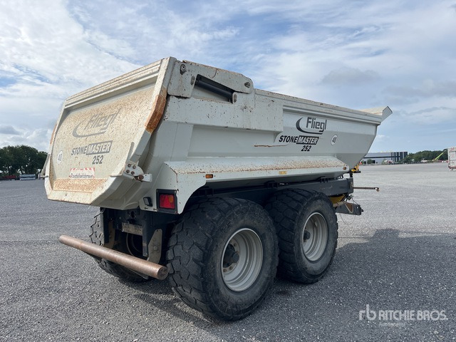 2020 fliegl Stone-Master 252 T/A End Dump Trailer - Slagklippare/ Slagslåtter: bild 4 2020 fliegl Stone-Master 252 T/A End Dump Trailer - Slagklippare/ Slagslåtter: bild 4