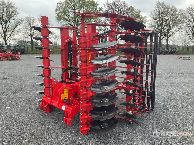 2025 Ziegler Disc Master Pro 4501 (Unused) Disc Harrow - Tallriksredskap: bild 2 2025 Ziegler Disc Master Pro 4501 (Unused) Disc Harrow - Tallriksredskap: bild 2
