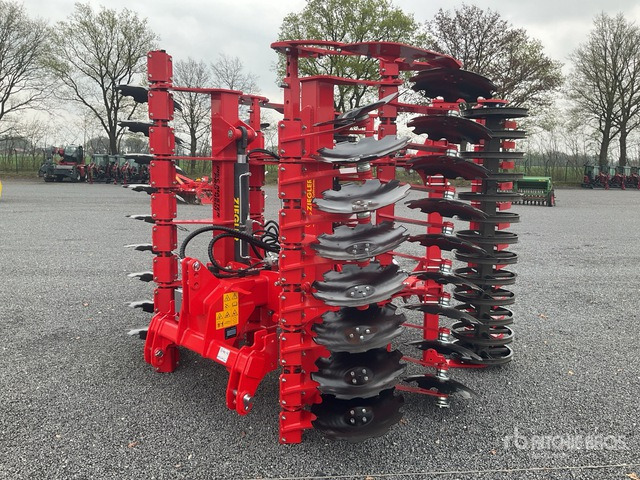 2025 Ziegler Disc Master Pro 4501 (Unused) Disc Harrow - Tallriksredskap: bild 1 2025 Ziegler Disc Master Pro 4501 (Unused) Disc Harrow - Tallriksredskap: bild 1