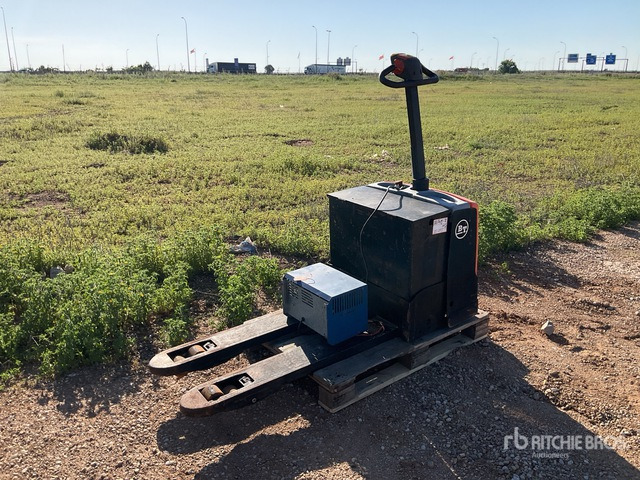 2006 BT TW20AC Electric Pallet Jack - Låglyftar: bild 2 2006 BT TW20AC Electric Pallet Jack - Låglyftar: bild 2