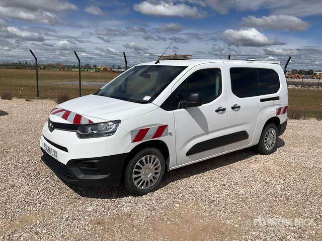 2022 Toyota Proace City Verso 5 Passenger Van - Minibuss, Persontransport: bild 2 2022 Toyota Proace City Verso 5 Passenger Van - Minibuss, Persontransport: bild 2