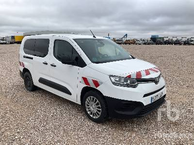 TOYOTA PROACE CITY VER 5 - Personbil: bild 4 TOYOTA PROACE CITY VER 5 - Personbil: bild 4