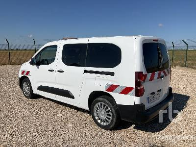 TOYOTA PROACE CITY VER 5 - Personbil: bild 2 TOYOTA PROACE CITY VER 5 - Personbil: bild 2