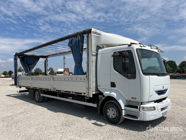 2002 Renault Midlum 4x2 Curtain Side Truck - Slagklippare/ Slagslåtter: bild 4 2002 Renault Midlum 4x2 Curtain Side Truck - Slagklippare/ Slagslåtter: bild 4