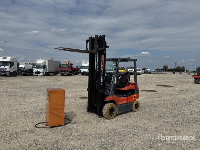 2005 Toyota 7FB18 1750 kg Electric Forklift - Eltruck: bild 1 2005 Toyota 7FB18 1750 kg Electric Forklift - Eltruck: bild 1