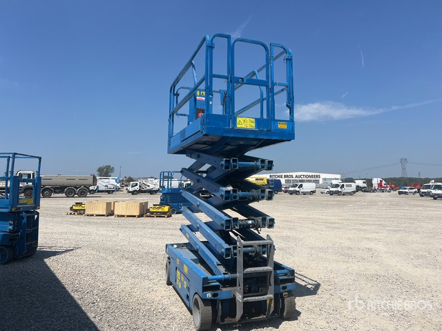 2010 Genie GS-3246 Electric Scissor Lift - Saxlift: bild 3 2010 Genie GS-3246 Electric Scissor Lift - Saxlift: bild 3