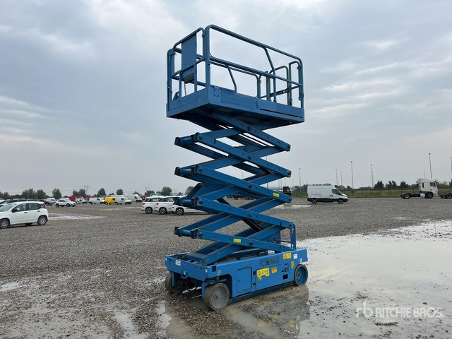 2010 Genie GS3246 Electric Scissor Lift - Saxlift: bild 4 2010 Genie GS3246 Electric Scissor Lift - Saxlift: bild 4