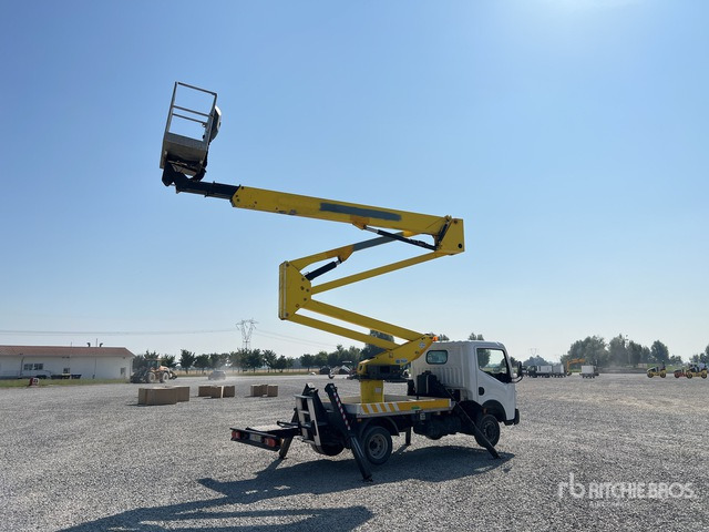 2011 Renault Maxity 2011 Socage DA324 24 m on Bucket Truck - Billift: bild 4 2011 Renault Maxity 2011 Socage DA324 24 m on Bucket Truck - Billift: bild 4