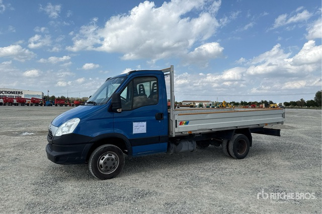 2015 Iveco Daily 35C11 Autocarro cassone fisso - Transportbil med flak: bild 3 2015 Iveco Daily 35C11 Autocarro cassone fisso - Transportbil med flak: bild 3