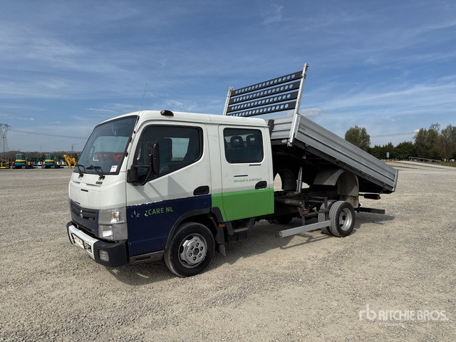 2015 Mitsubishi Canter Crew Cab Dump Truck: Light Duty - Tippbil lastbil: bild 1 2015 Mitsubishi Canter Crew Cab Dump Truck: Light Duty - Tippbil lastbil: bild 1