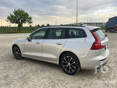 VOLVO V60 SW D3 GEARTRONIC BUSINESS 2.0 150CV - Personbil: bild 2 VOLVO V60 SW D3 GEARTRONIC BUSINESS 2.0 150CV - Personbil: bild 2