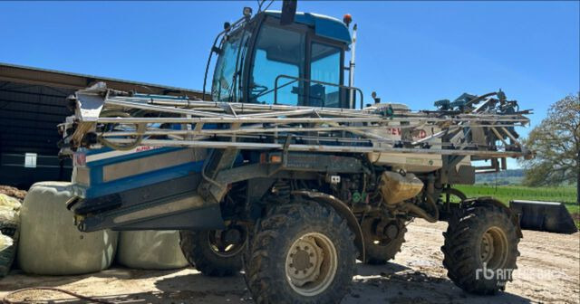 1996 Evrard Alpha 2500 28 m 4x4 Pulverisateur Automoteur Self-Propelled Sprayer - Självgående spruta: bild 2 1996 Evrard Alpha 2500 28 m 4x4 Pulverisateur Automoteur Self-Propelled Sprayer - Självgående spruta: bild 2