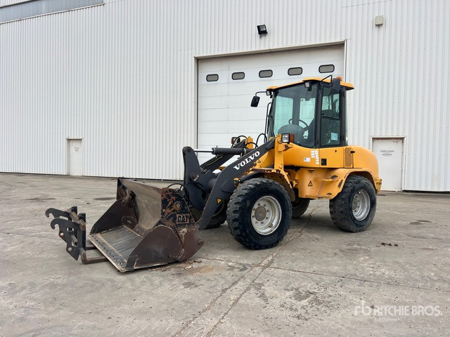 2009 Volvo L30B-Z Chargeuse Sur Pneus Wheel Loader - Hjullastare: bild 1 2009 Volvo L30B-Z Chargeuse Sur Pneus Wheel Loader - Hjullastare: bild 1
