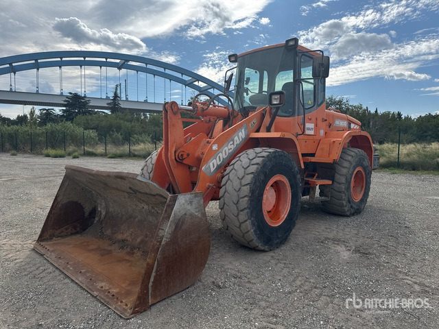 2011 Doosan DL200 Chargeuse Sur Pneus Wheel Loader - Hjullastare: bild 1 2011 Doosan DL200 Chargeuse Sur Pneus Wheel Loader - Hjullastare: bild 1