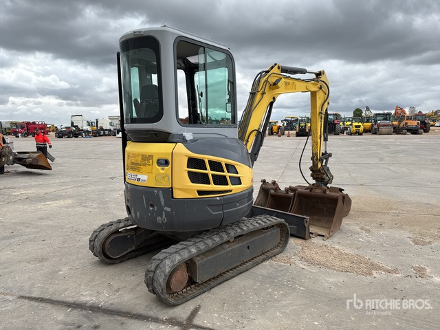2013 New Holland E35B SR Pelle Sur Chenilles Tracked Excavator - Bandgrävare: bild 4 2013 New Holland E35B SR Pelle Sur Chenilles Tracked Excavator - Bandgrävare: bild 4