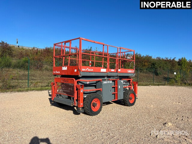 2017 Skyjack SJ8831 4x4 Nacelle Ciseaux 12 m (Inope ... Scissor Lift - Saxlift: bild 1 2017 Skyjack SJ8831 4x4 Nacelle Ciseaux 12 m (Inope ... Scissor Lift - Saxlift: bild 1