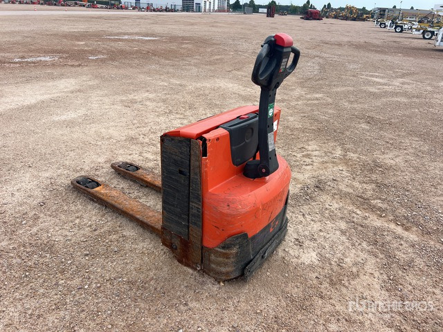 2017 Toyota LWE160 1600 kg Electric (Inoperable) Pallet Jack - Låglyftar: bild 4 2017 Toyota LWE160 1600 kg Electric (Inoperable) Pallet Jack - Låglyftar: bild 4