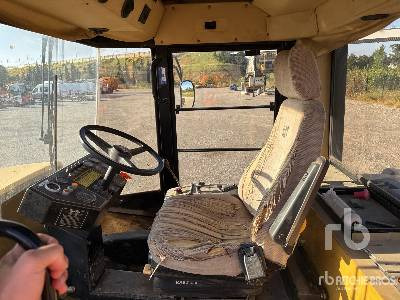 Vält CAT PS-300B 7 Wheel Compacteur Pneumatique: bild 8