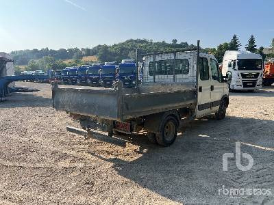 IVECO 35C13 4x2 Extended Cab Camion Benne - Tippbil lastbil: bild 4 IVECO 35C13 4x2 Extended Cab Camion Benne - Tippbil lastbil: bild 4