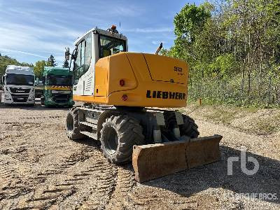 LIEBHERR A912 COMPACT Pelle Sur Pneus - Grävmaskin på däck: bild 2 LIEBHERR A912 COMPACT Pelle Sur Pneus - Grävmaskin på däck: bild 2