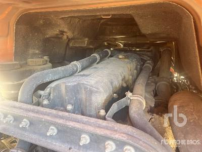 RENAULT KERAX 420 DCI 8x4 Camion Bi-Benne - Tippbil lastbil: bild 5 RENAULT KERAX 420 DCI 8x4 Camion Bi-Benne - Tippbil lastbil: bild 5