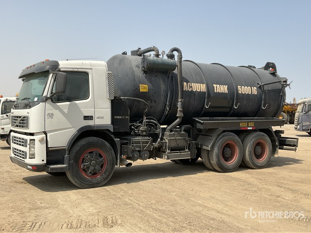 2008 Volvo FM400 6x4 20000 Liters Vacuum Tanker Truck - Sugbil: bild 2 2008 Volvo FM400 6x4 20000 Liters Vacuum Tanker Truck - Sugbil: bild 2