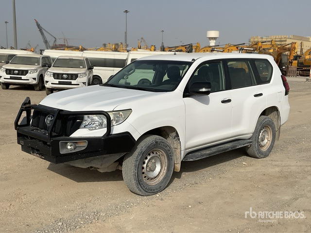 2018 Toyota Prado 150L 4x4 SUV - SUV: bild 2 2018 Toyota Prado 150L 4x4 SUV - SUV: bild 2