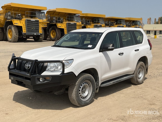 2018 Toyota Prado 150L 4x4 SUV - SUV: bild 2 2018 Toyota Prado 150L 4x4 SUV - SUV: bild 2