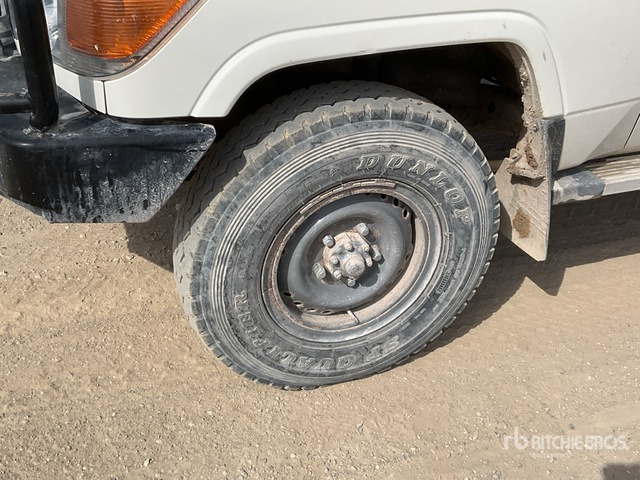 2019 Toyota Land Cruiser 76L 4x4 SUV - SUV: bild 5 2019 Toyota Land Cruiser 76L 4x4 SUV - SUV: bild 5