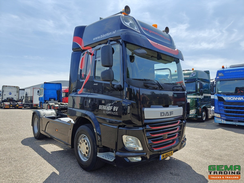 DAF CF 440 FT 4x2 Spacecab Euro6A - SchuifSchotel - Nato - Dragbil: bild 2 DAF CF 440 FT 4x2 Spacecab Euro6A - SchuifSchotel - Nato - Dragbil: bild 2