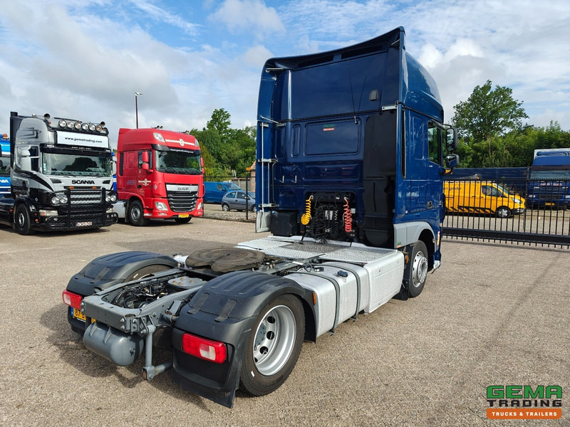 DAF XF 440 FT 4x2 SuperSpaceCab Euro6A - MEGA - Retarder - HandGeschakeld - 283.000KM! - Dragbil: bild 3 DAF XF 440 FT 4x2 SuperSpaceCab Euro6A - MEGA - Retarder - HandGeschakeld - 283.000KM! - Dragbil: bild 3