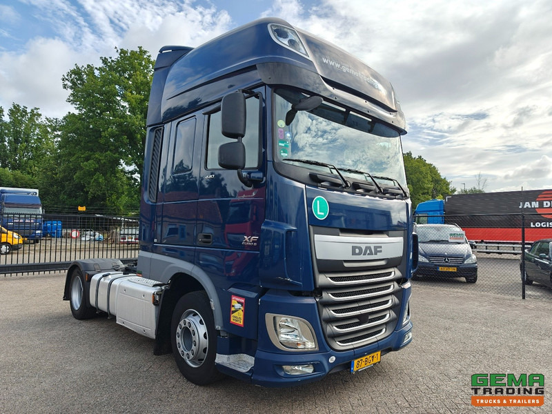 DAF XF 440 FT 4x2 SuperSpaceCab Euro6A - MEGA - Retarder - HandGeschakeld - 283.000KM! - Dragbil: bild 2 DAF XF 440 FT 4x2 SuperSpaceCab Euro6A - MEGA - Retarder - HandGeschakeld - 283.000KM! - Dragbil: bild 2
