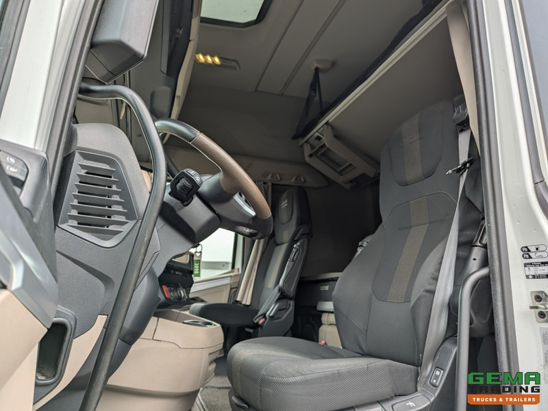 DAF XG+ 4x2 Euro6E - MEGA/Lowdeck - Retarder - Dubbele tanks - MirrorCam - 3 DVS StarRating - Dragbil: bild 5 DAF XG+ 4x2 Euro6E - MEGA/Lowdeck - Retarder - Dubbele tanks - MirrorCam - 3 DVS StarRating - Dragbil: bild 5