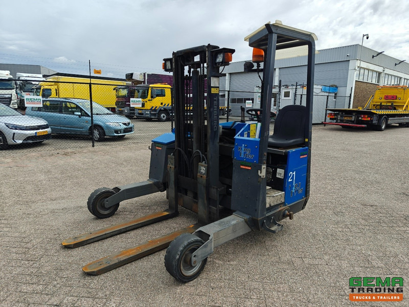 Terberg Kinglifter TKL-M-1x3 - Yanmar Diesel - 2500KG - 3523 uur - Påhängstruck: bild 1 Terberg Kinglifter TKL-M-1x3 - Yanmar Diesel - 2500KG - 3523 uur - Påhängstruck: bild 1